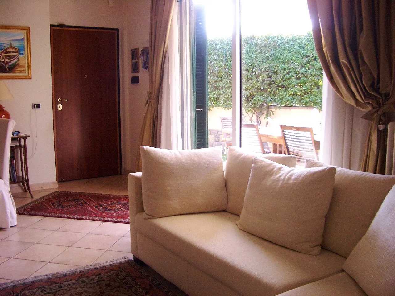 Living room in five-room villa in Sanremo