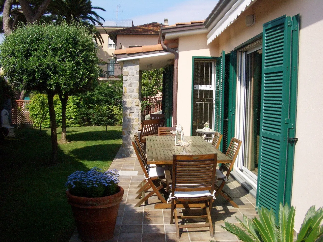Terrace in five-room villa in Sanremo