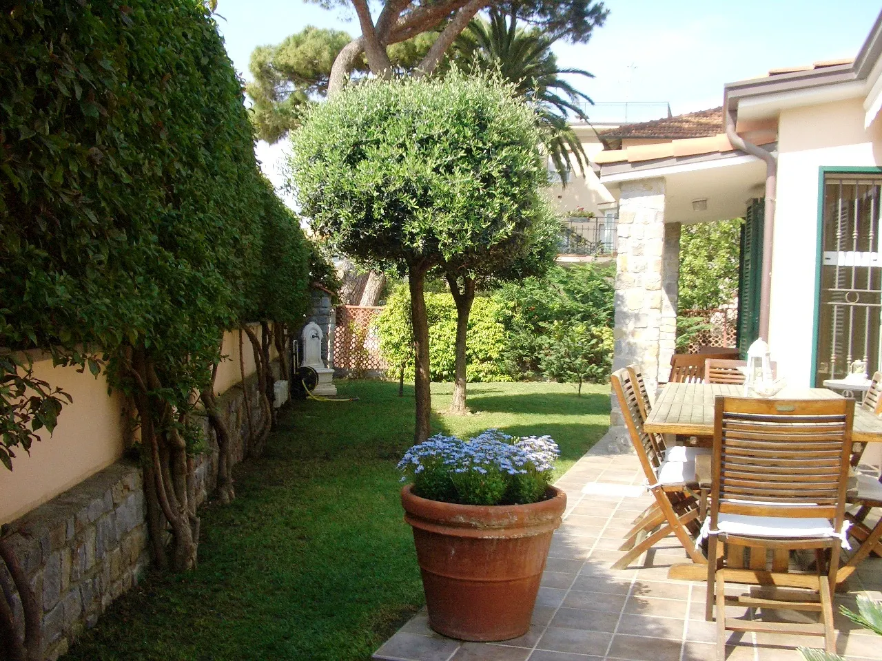 Terrace in five-room villa in Sanremo