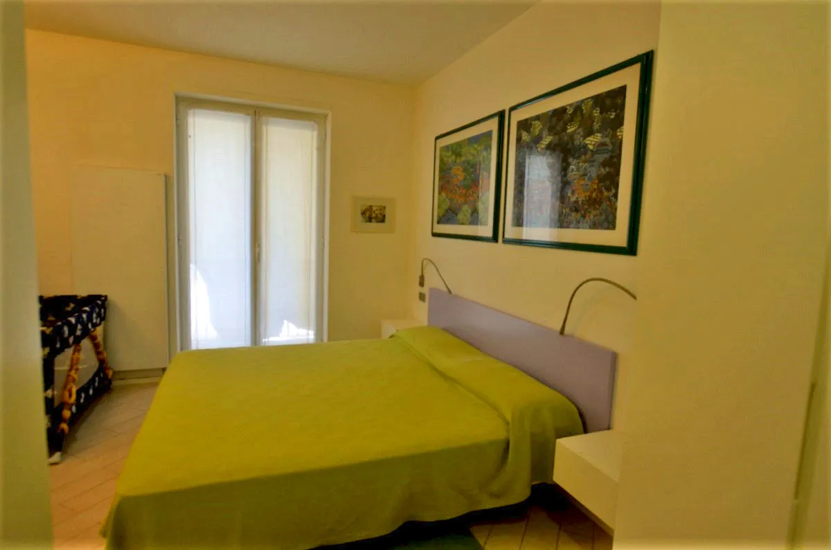 Bedroom in Apartment in villa Misol