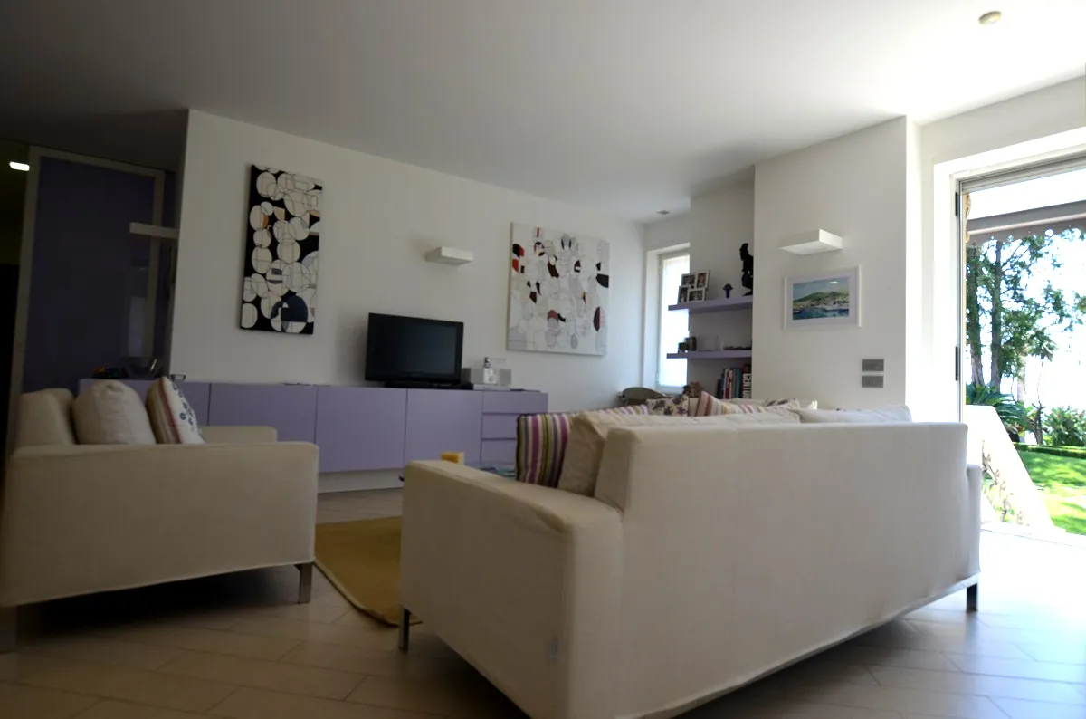 Guest room in Apartment in villa Misol