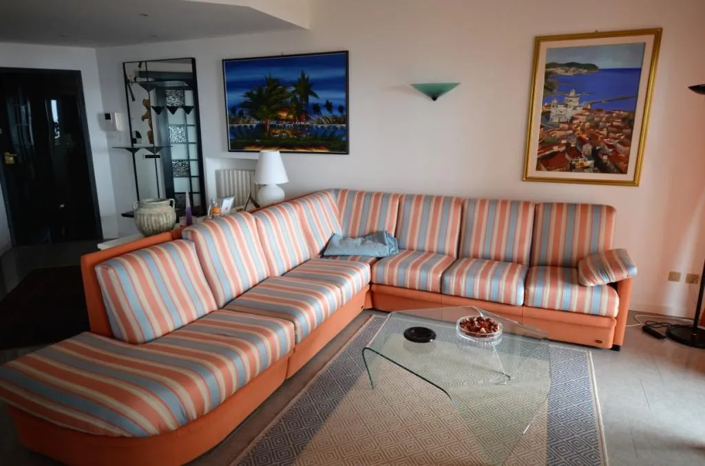 Living room in apartment in Sanremo in via Strada Solaro