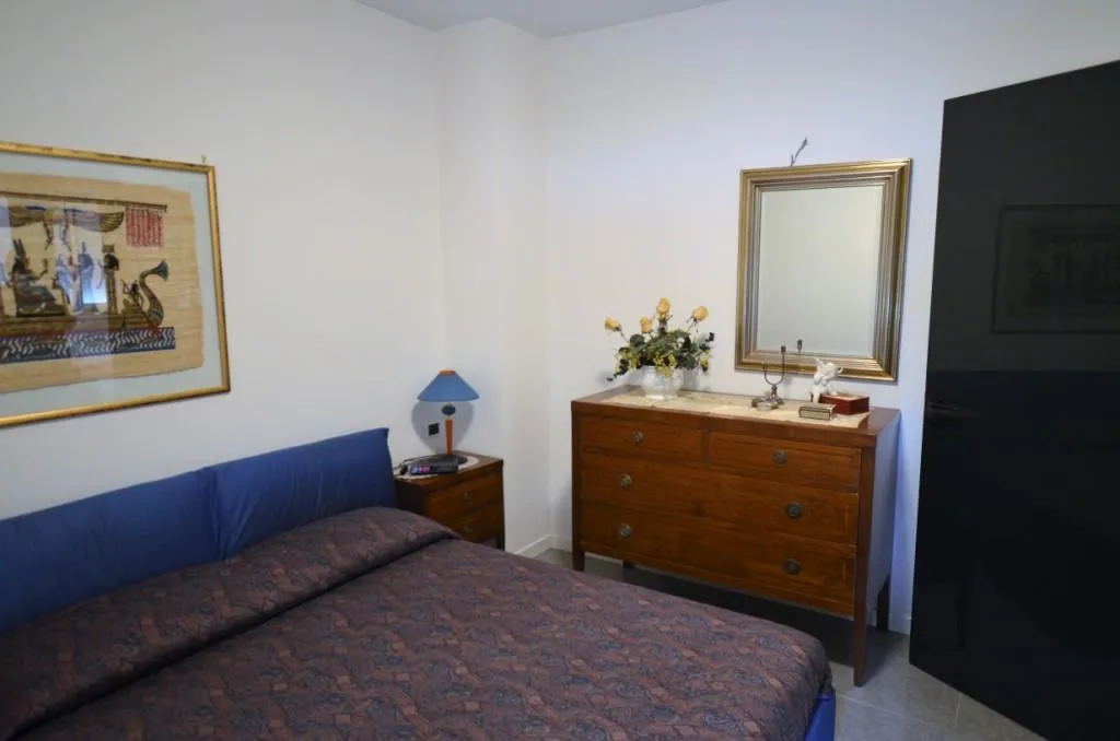 Bedroom in apartment in Sanremo in via Strada Solaro