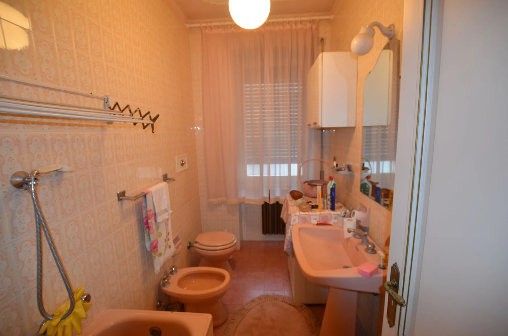 Bathroom in the apartment in Sanremo in Via Nuvoloni