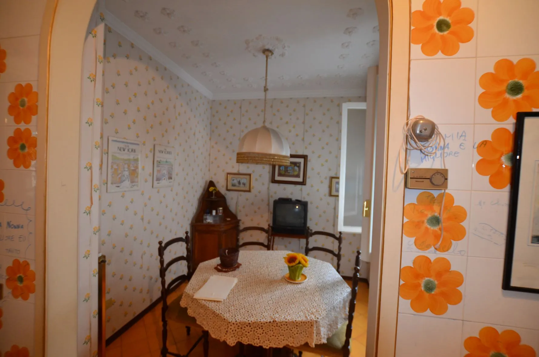 Dining room in the apartment in Sanremo in Via Nuvoloni