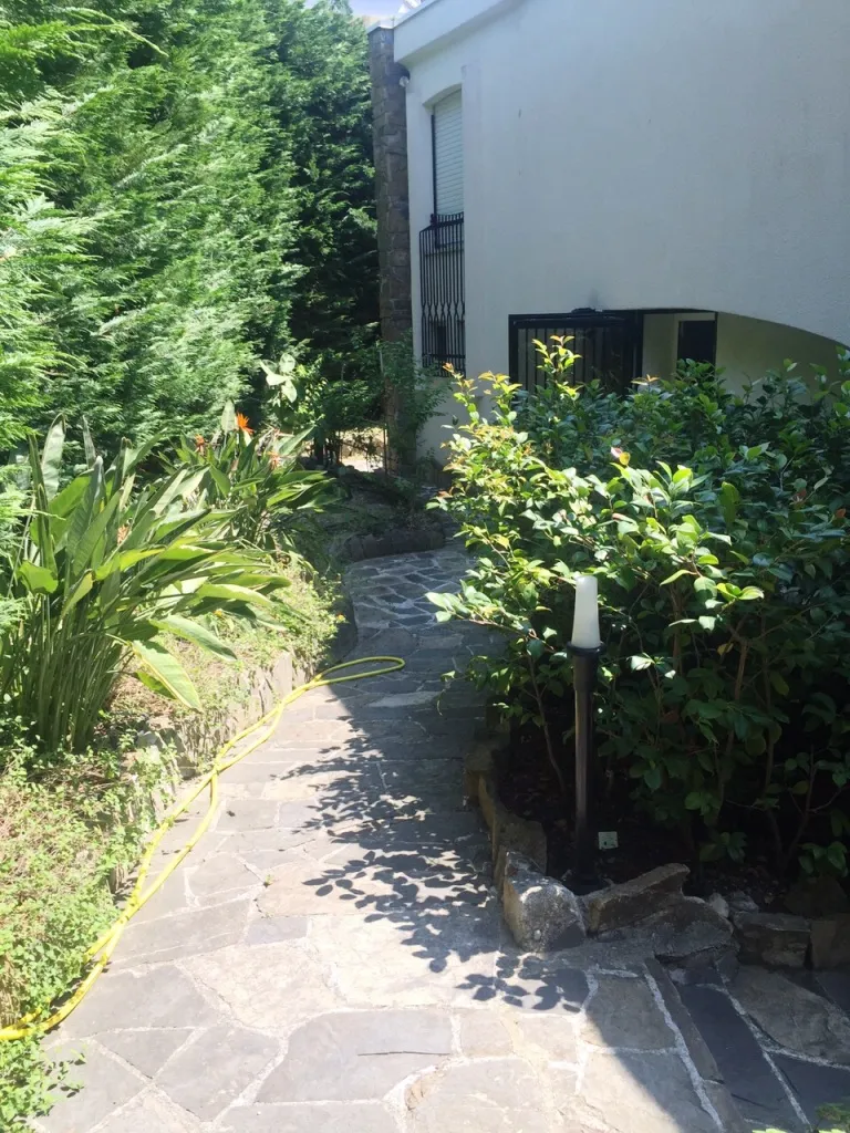 Road to eight-room villa in Sanremo