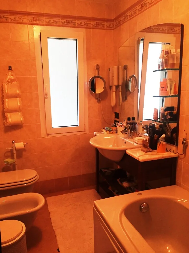 Bathroom in eight-room villa in Sanremo