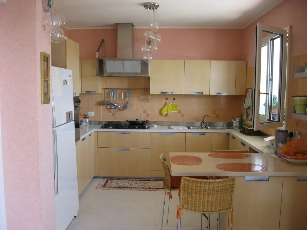 Kitchen in eight-room villa in Sanremo