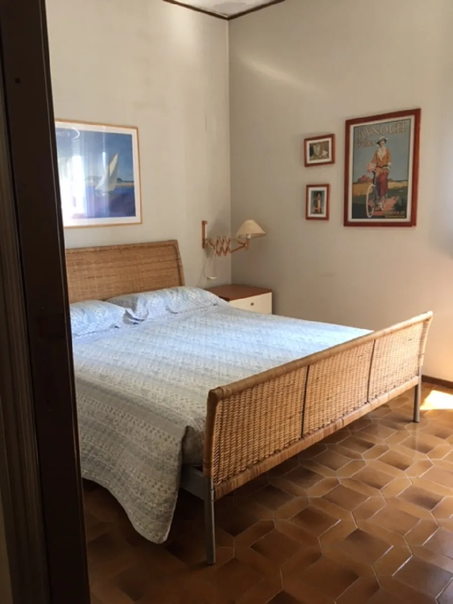 Bedroom in apartment in Sanremo in Zona tre ponti