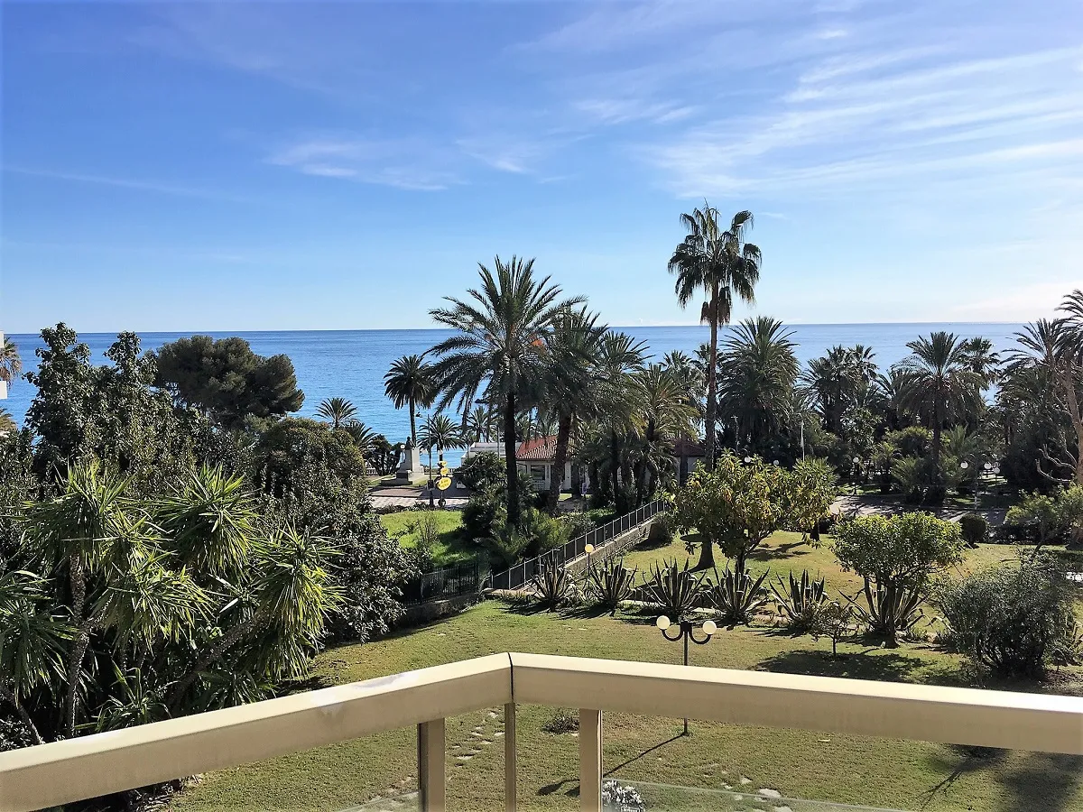 Seaview from apartment in Sanremo in Corso Imperatrice