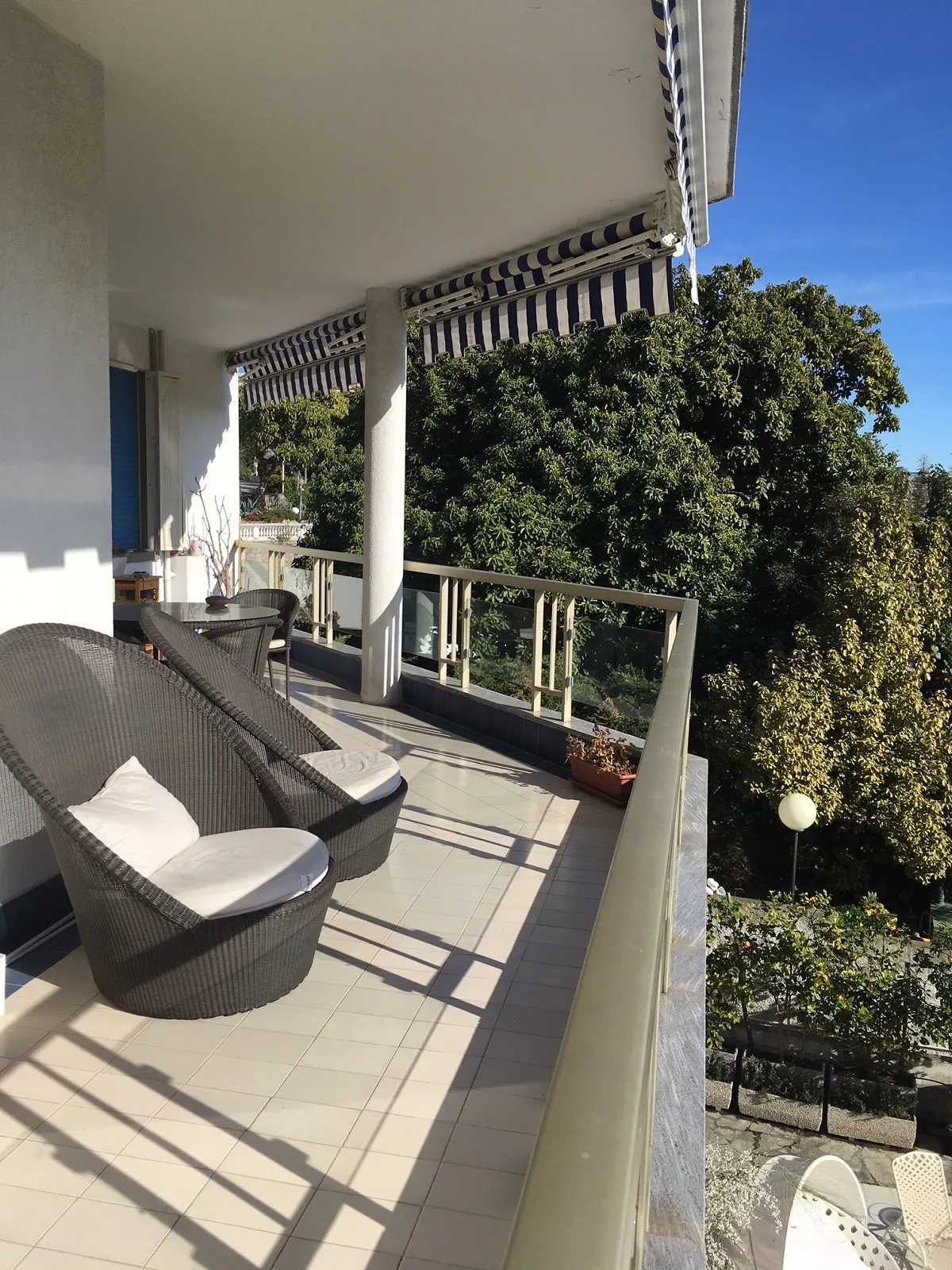 Terrace in apartment in Sanremo in Corso Imperatrice
