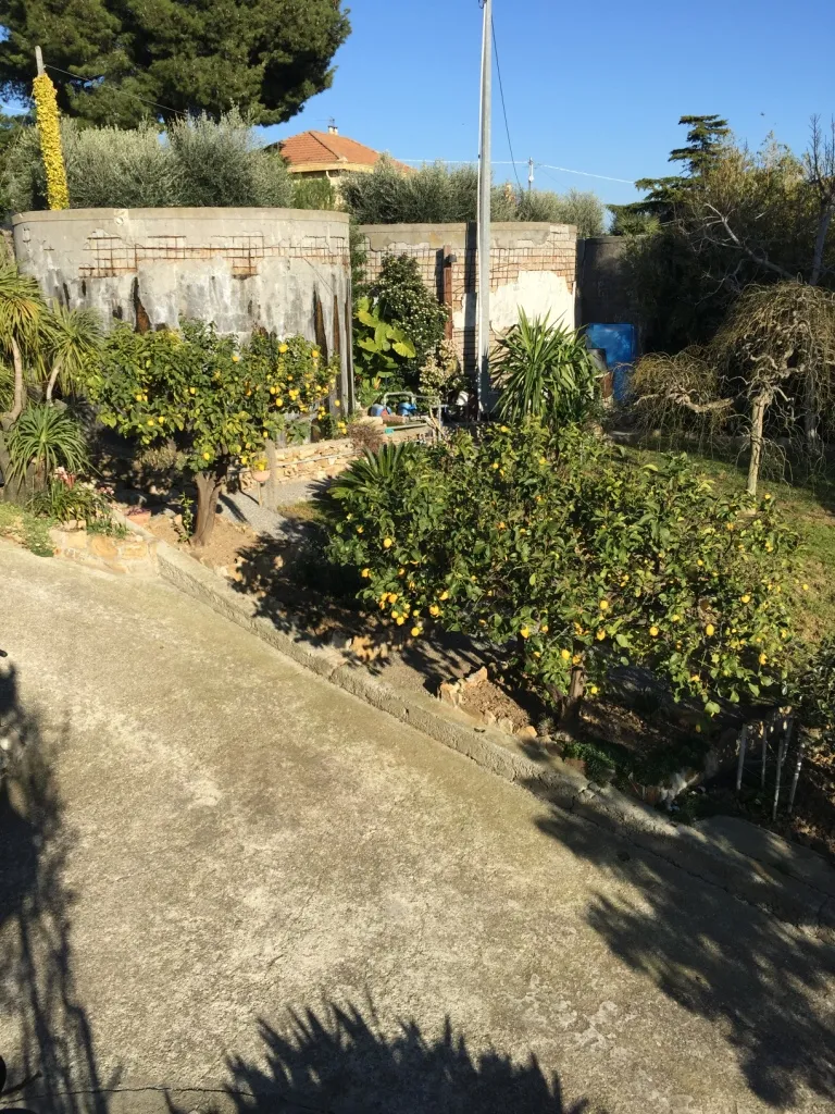 Garden in seven-room villa in Sanremo