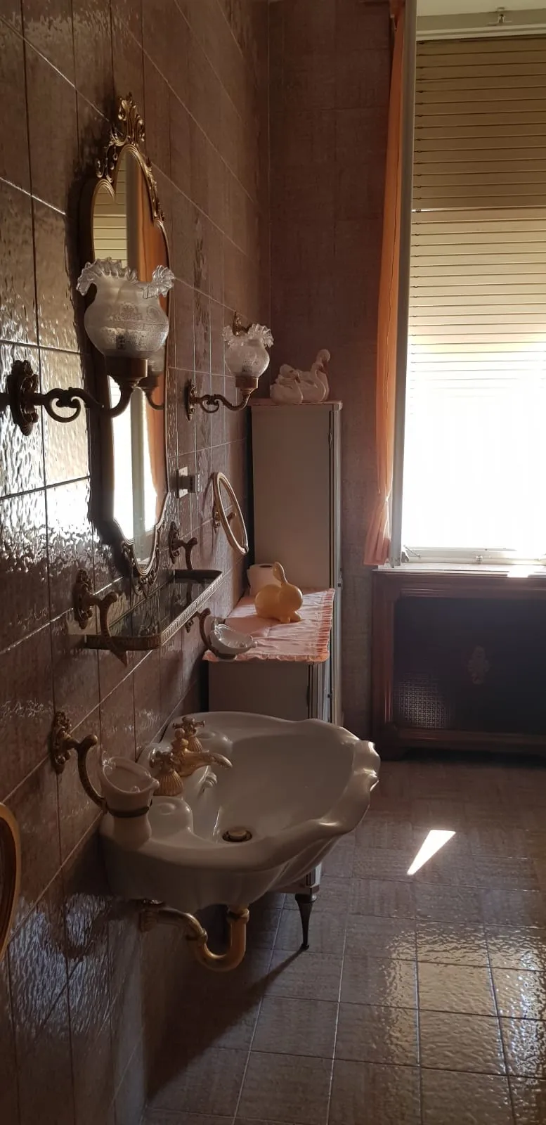 Bathroom in apartment in Sanremo