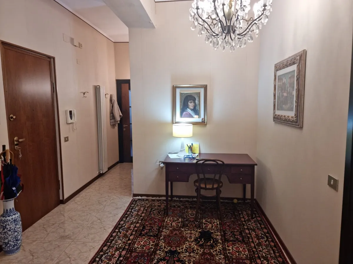 Сorridor in apartment in Sanremo in via Roccasterone