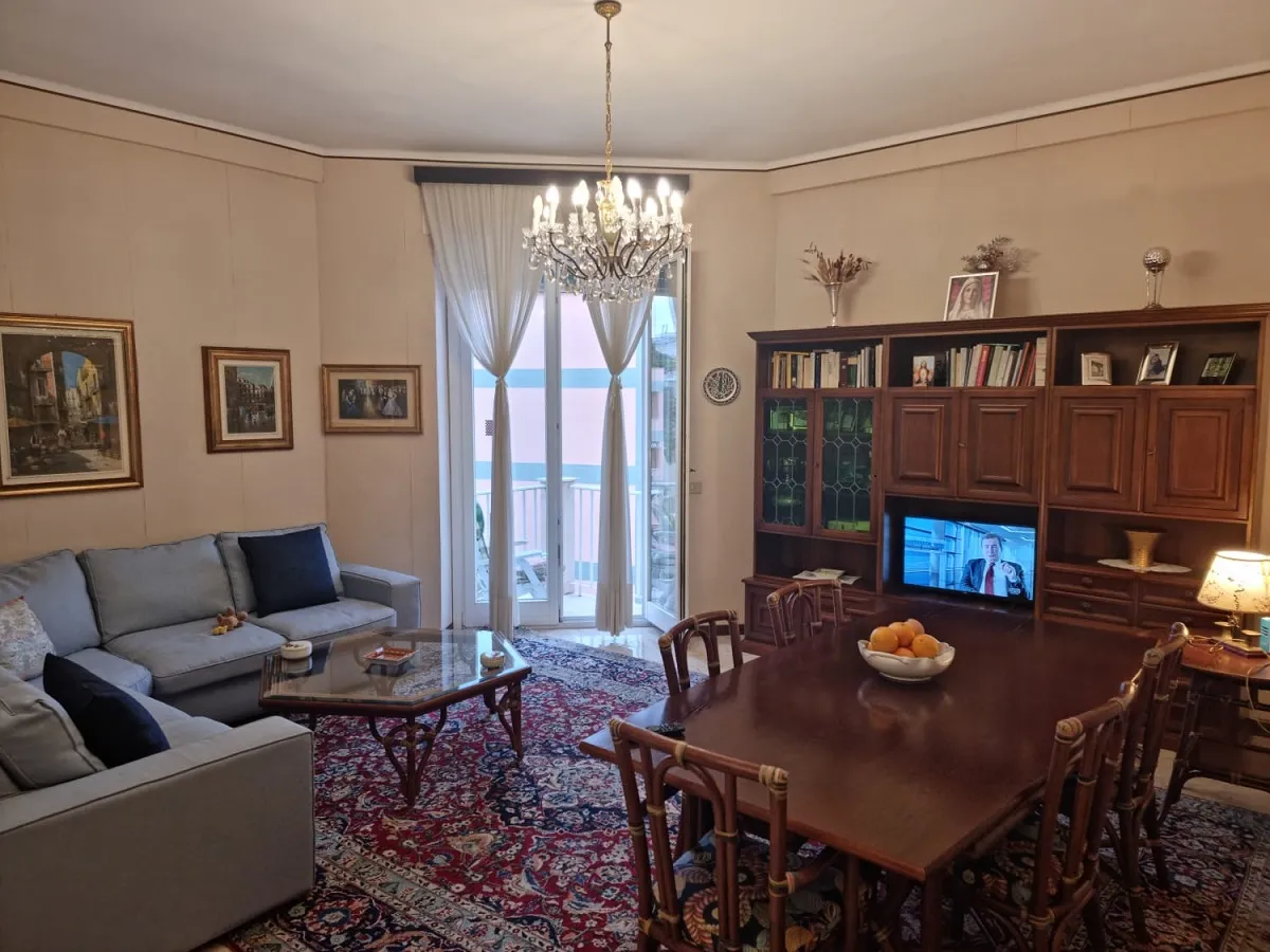 Living room in apartment in Sanremo in via Roccasterone