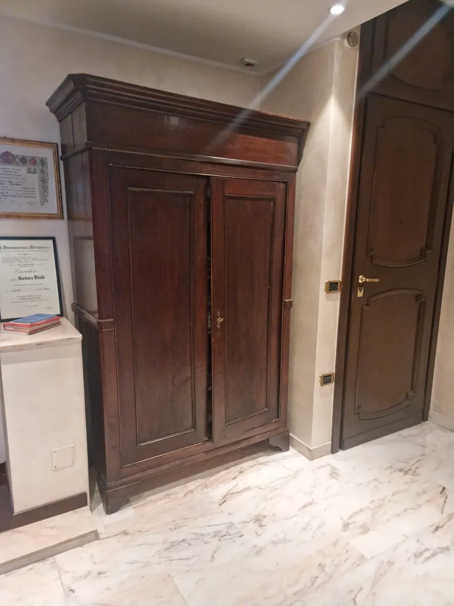 Hallway in apartment located in Sanremo in Corso Degli Inglesi