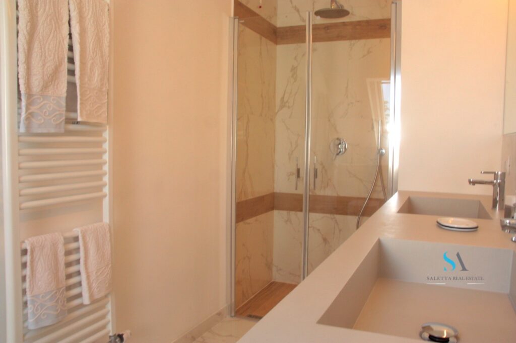 Rent penthouse with sea view in Sanremo, photo 18