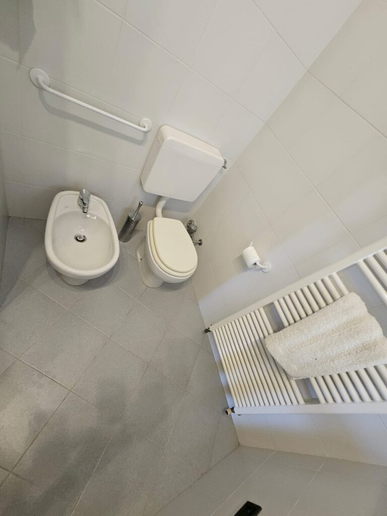 Rent an apartment in Sanremo with sea view, photo 18