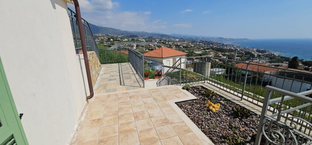 Buy a villa with the panoramic view of the Gulf of San Remo., photo 7