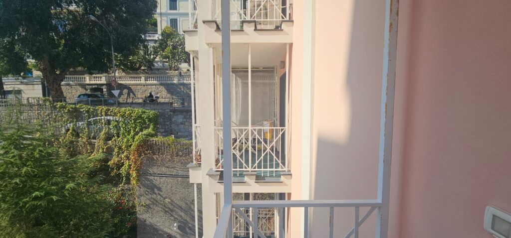 Buy an apartment in the center of Sanremo, photo 12