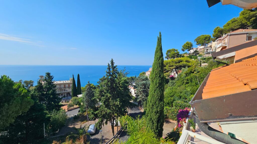Buy a beautiful villa with sea view in Liguria, photo 34