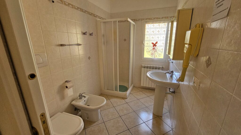 Buy a beautiful villa with sea view in Liguria, photo 42