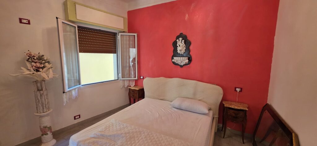 Rent 2-Bedroom Apartment with Parking Space, photo 10