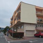 Buy an Apartment with Garage, Balcony and Two Bathrooms in Sanremo, photo 1