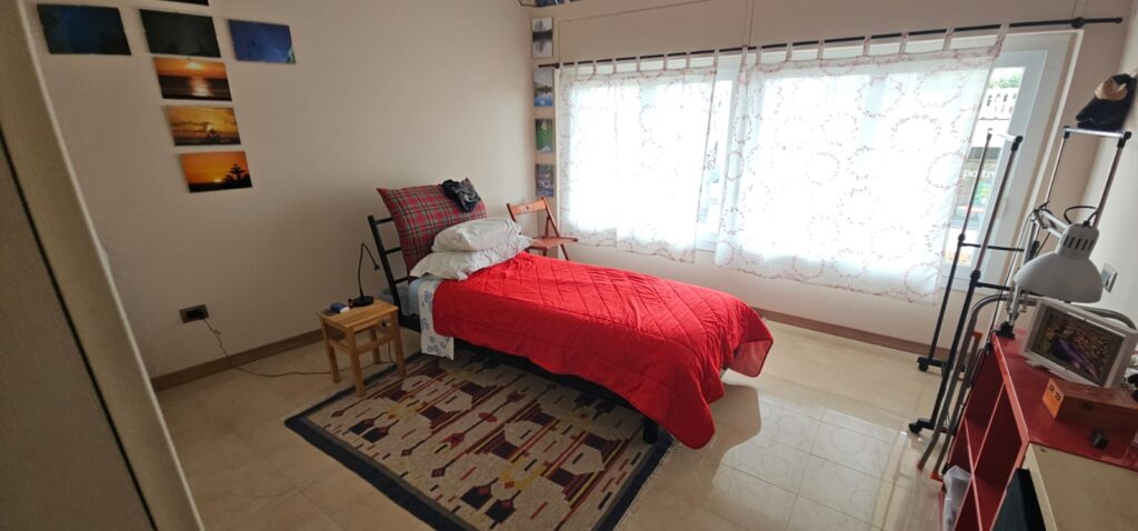 Buy an Apartment with Garage, Balcony and Two Bathrooms in Sanremo, photo 8