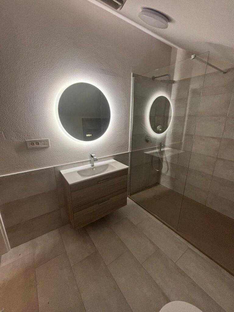 Rent a spacious two-room apartment with a view of the sea, photo 6