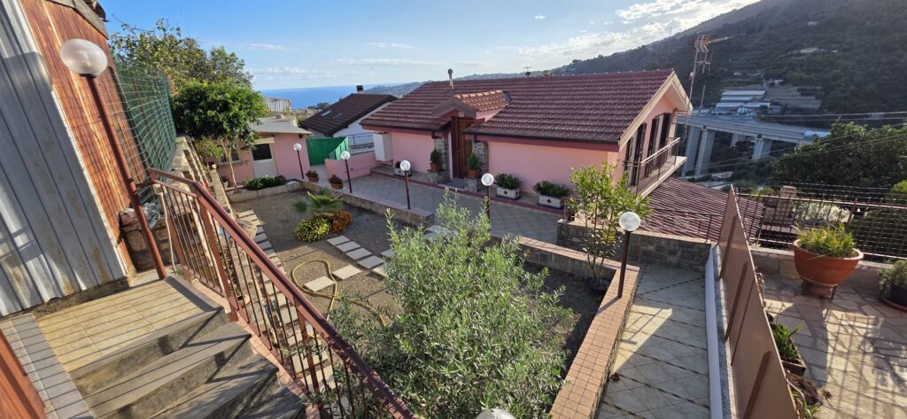 Buy a Charming Top-Floor Apartment in Sanremo, photo 3