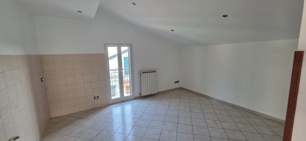 Buy a Charming Top-Floor Apartment in Sanremo, photo 12