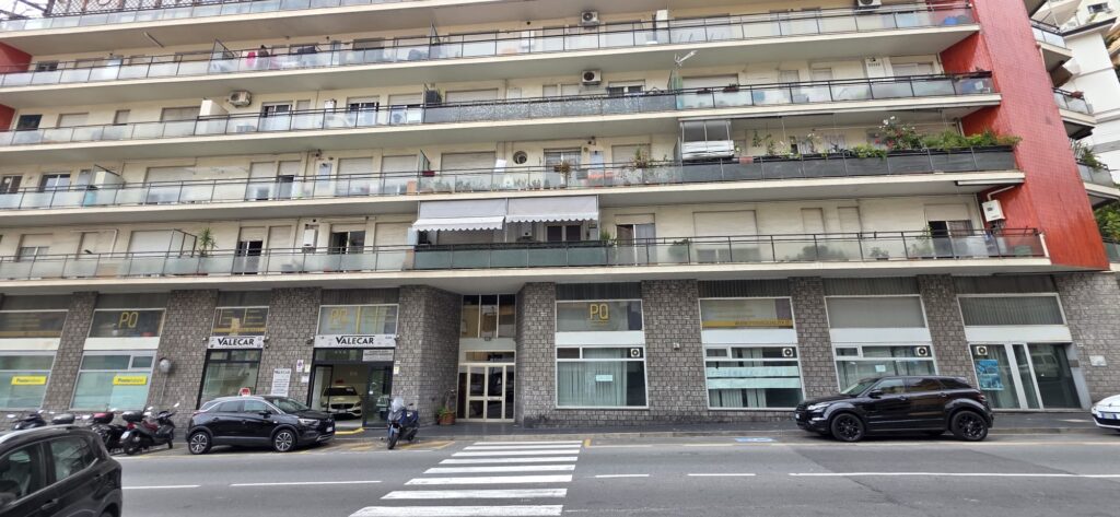 Buy an Apartment in the Heart of the City in Via Pietragosti, photo 2