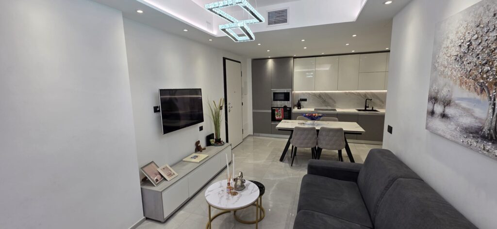 Buy an Apartment in the Heart of the City in Via Pietragosti, photo 14