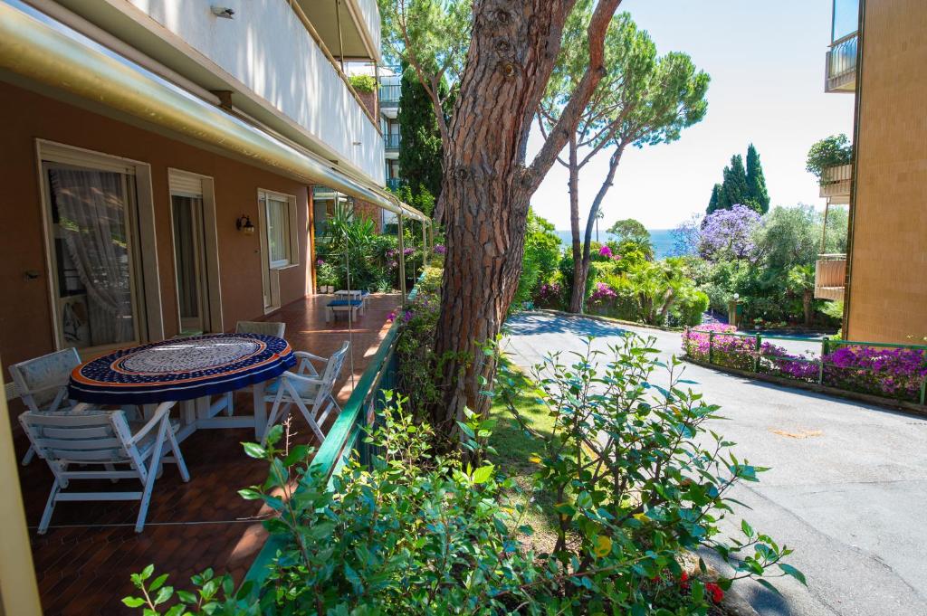 Elegante 4 room Apartment in Sanremo, photo 6