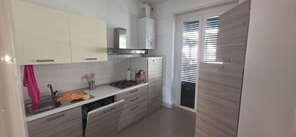 Sanremo – Spacious Apartment for Rent at Corso Cavallotti 23, photo 4