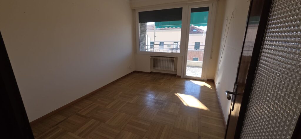 Sanremo – Spacious Apartment for Rent at Corso Cavallotti 23, photo 17