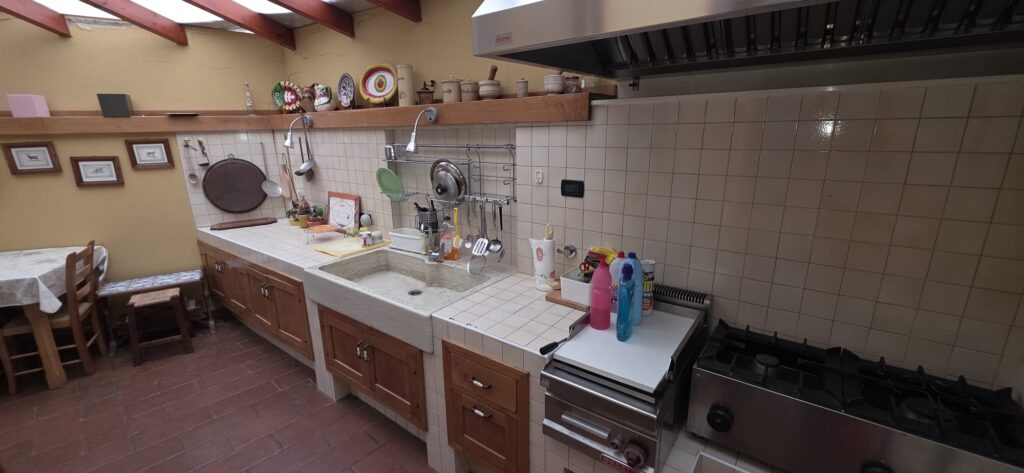 Sanremo – Elegant Villa with Sea View in the Portosole Area, photo 8